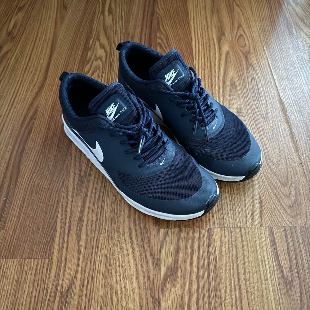 Nike Dark Blue Athletic Shoes with White Accents